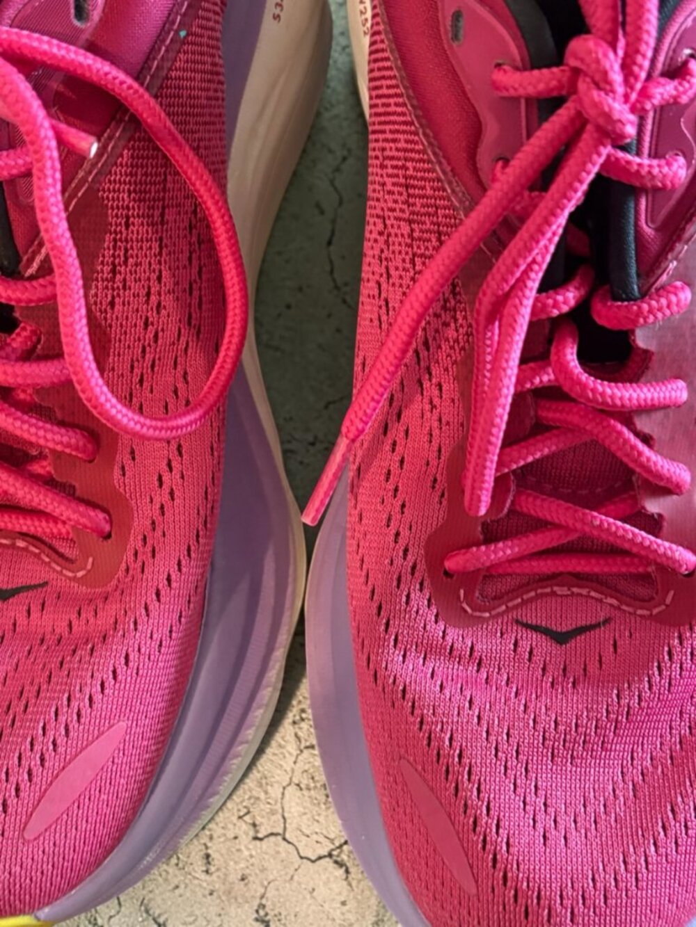 Hoka Bondi 8 Size 7 Sneakers - Picture 4 of 8